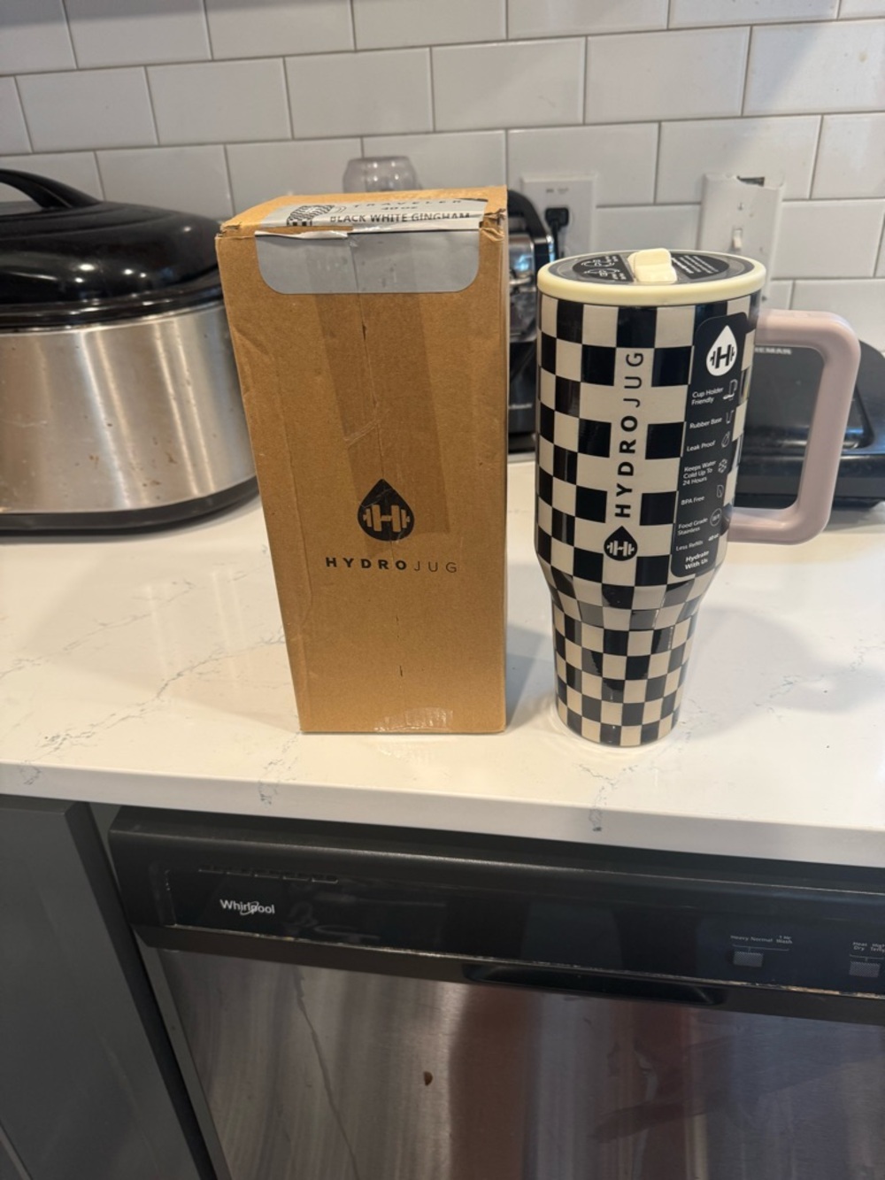 HydroJug Checkered Travel Tumbler with Pink Handle(Never Used)